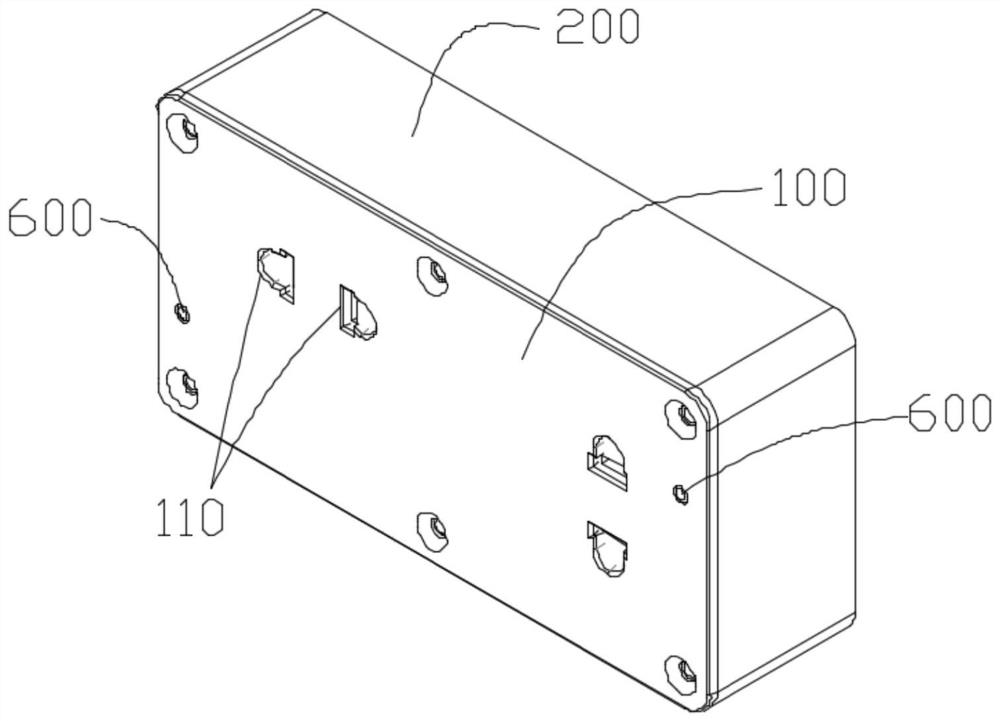 应用于充电器吊重冲击测验的插座保护治具