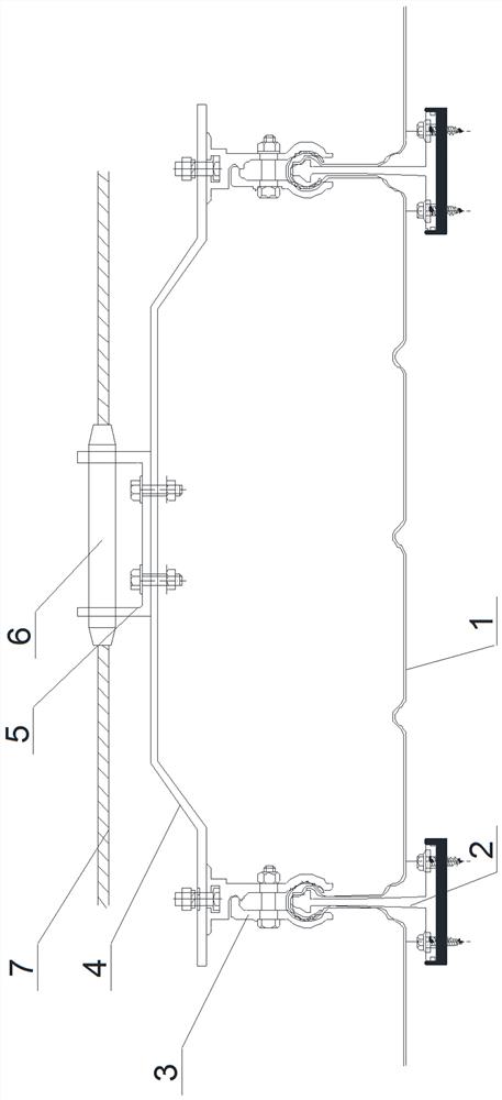 一种金属屋面用防坠落装置