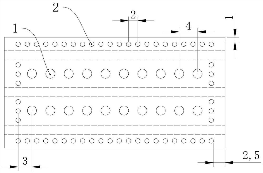 高原建筑用草泥砖原材料的制备方法及高原建筑用草泥砖