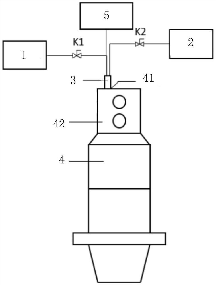 一种变压器高压套管渗油性能现场检测用装置及方法