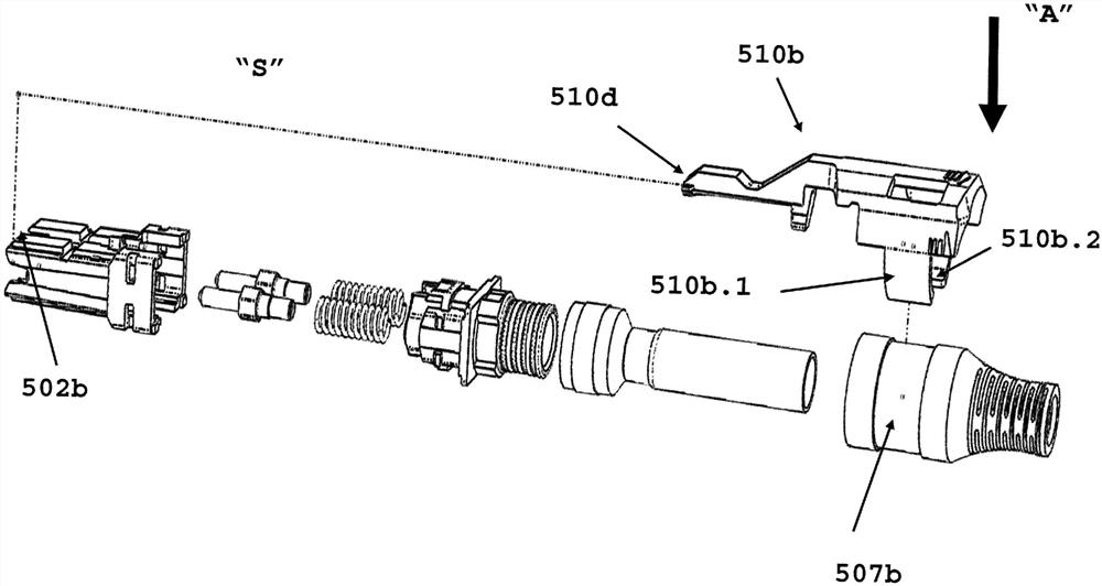 具有用于利用缆线护套将连接器从插座释放的夹式推/拉舌片的LC型连接器