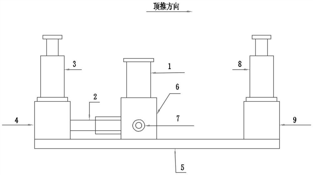 一种无起落跳跃步履式顶推设备及其顶推方法