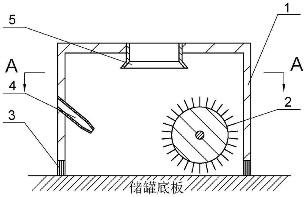 一种适用于潜伏式机器人搭载的油泥在线清理模块