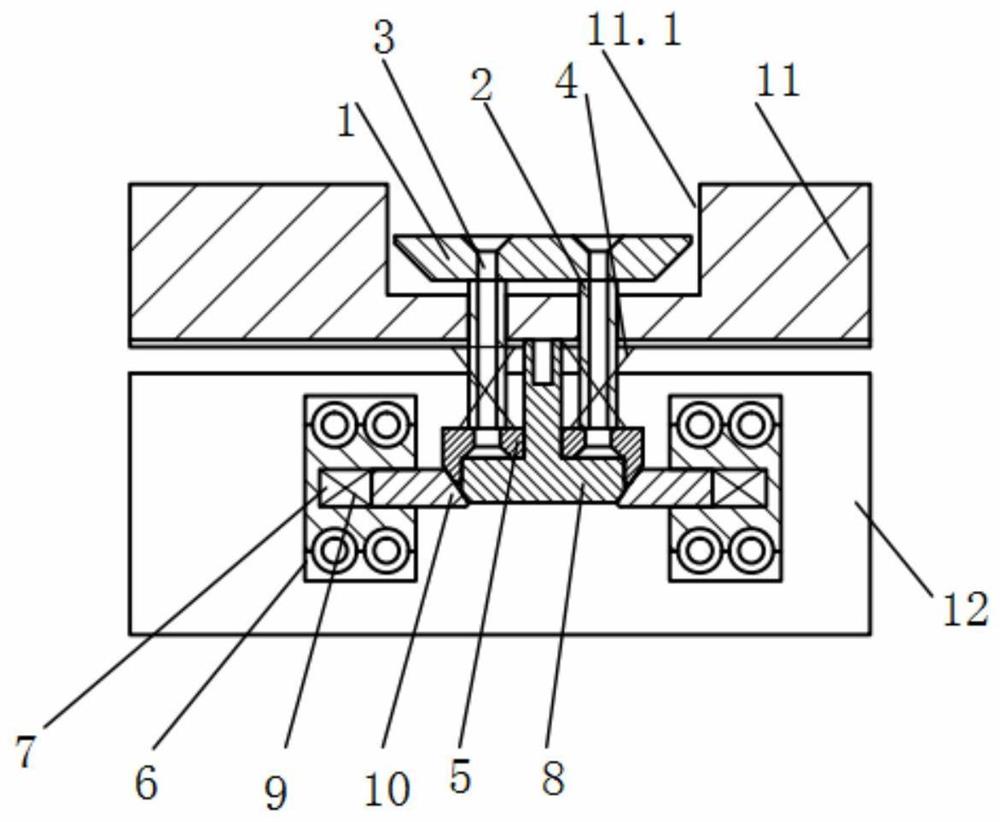 一种新型航空模拟器用快卸结构及快卸操作台